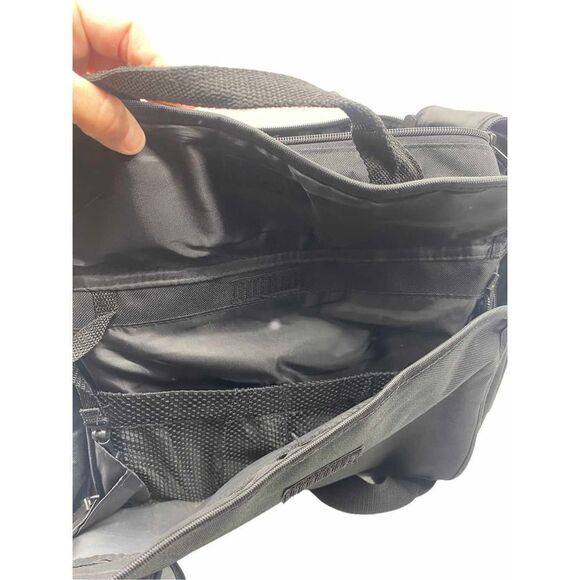 Eddie Bauer black baby bag and Columbia baby mat - Picture 5 of 10